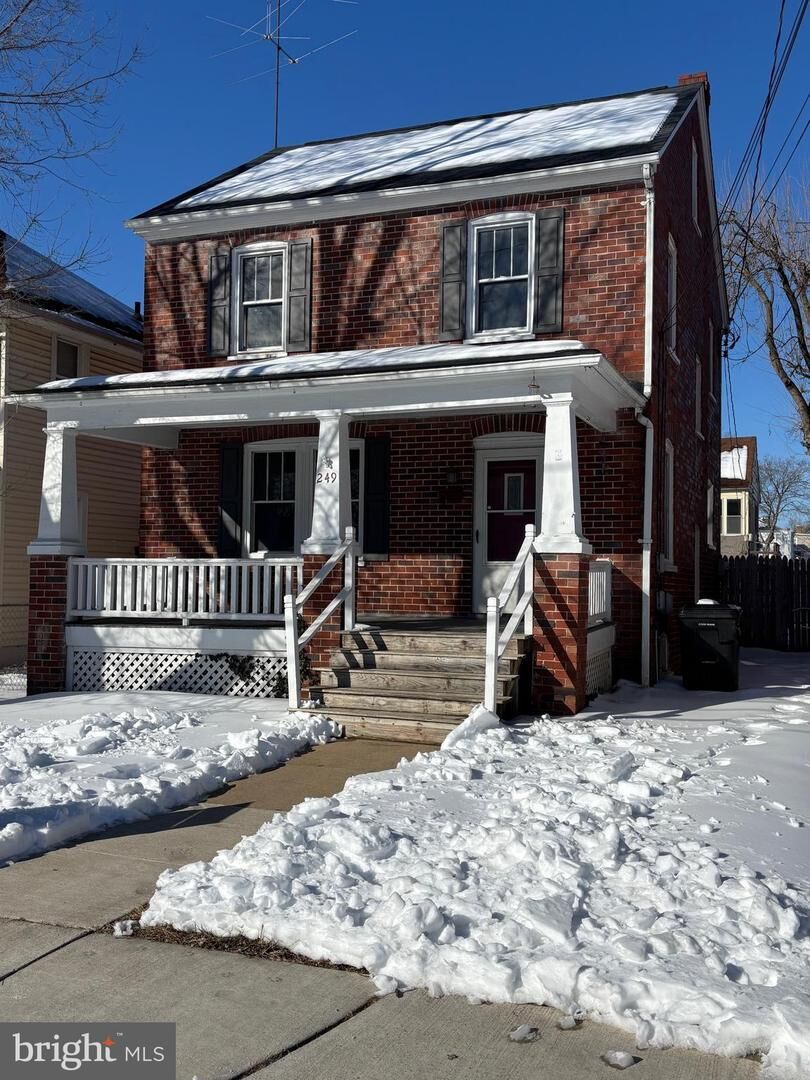 Property Photo:  249 West Street Street  VA 22601 