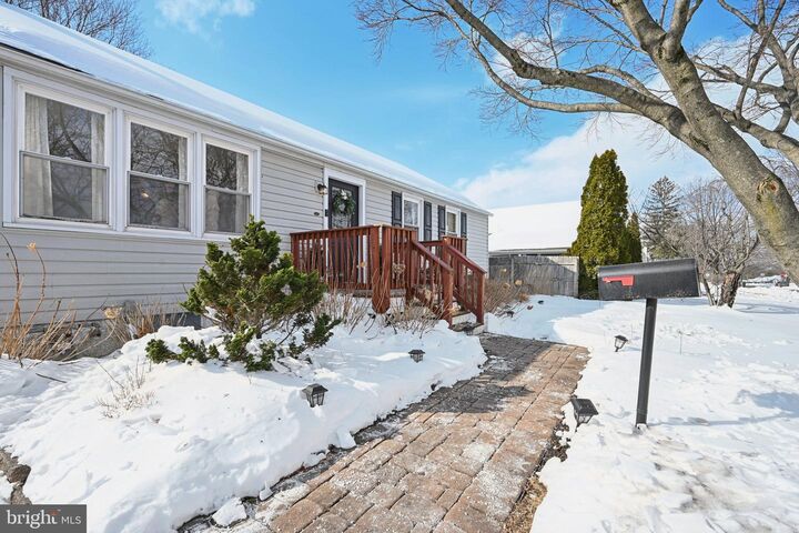 Property Photo:  416 W Anderson Avenue  PA 19460 