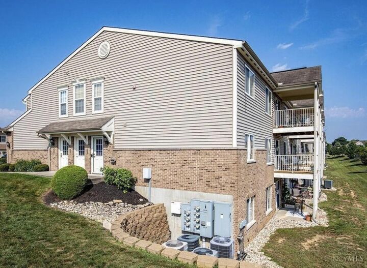 Property Photo:  398 Legacy Way  OH 45030 