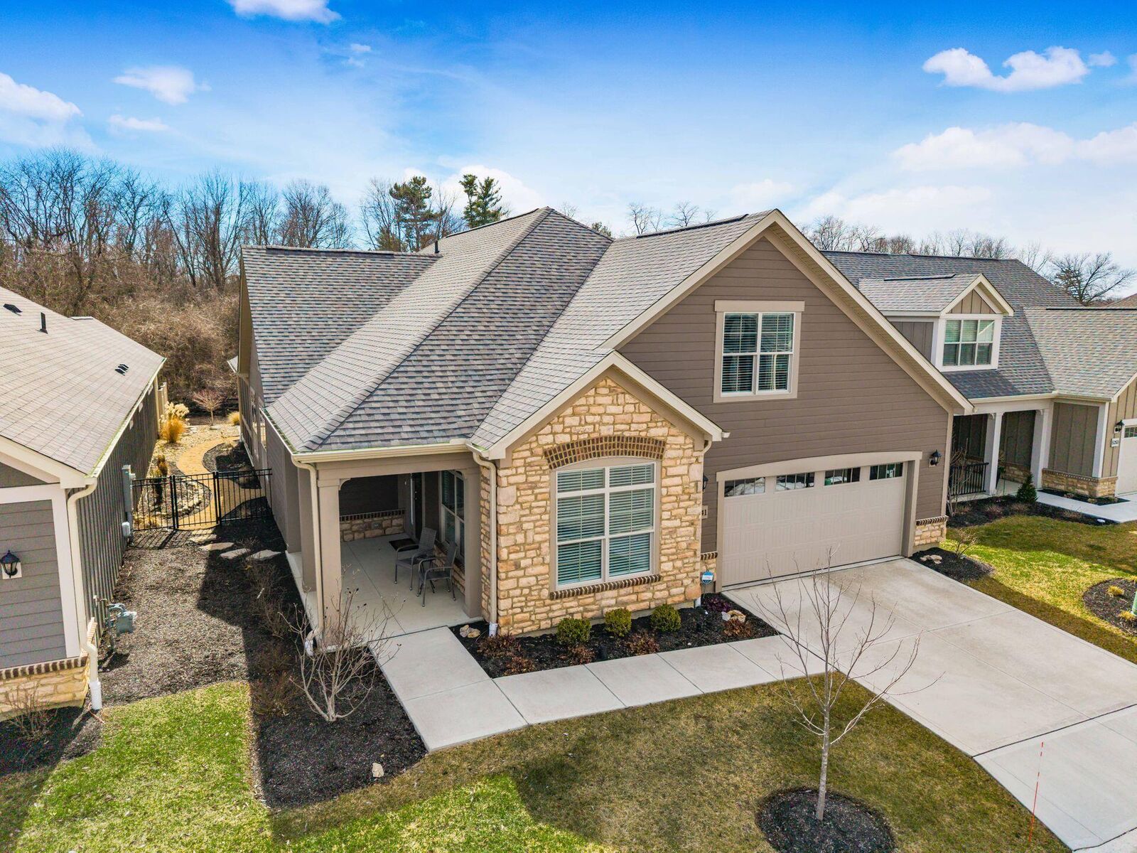 Property Photo:  5241 Bluffton Way  OH 43015 