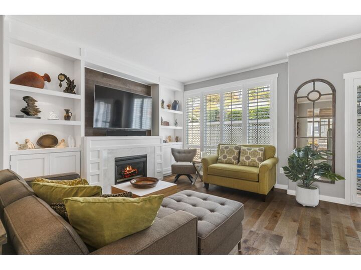 Photo de la propriété:  1157 Vidal Street  BC V4B 3T4 