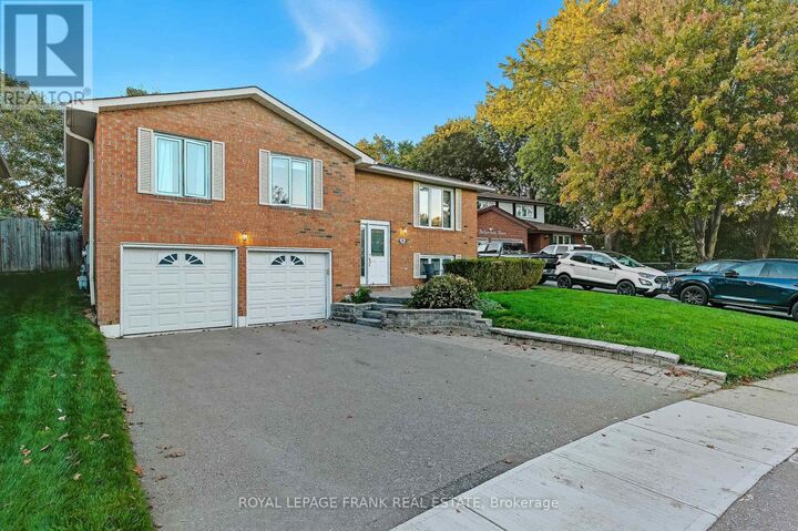 Property Photo:  8 Ridgeview Drive  ON L9L 1G8 