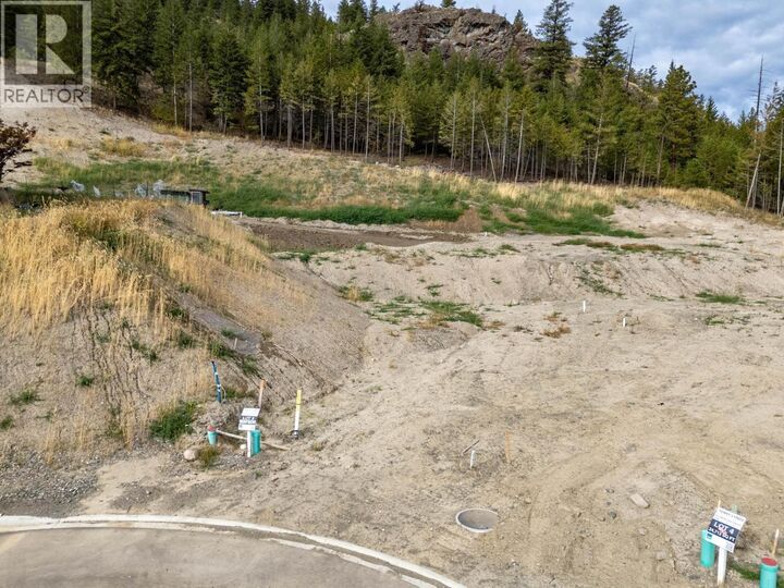 Property Photo:  1142 Crestwood Drive  BC V2H 5G8 