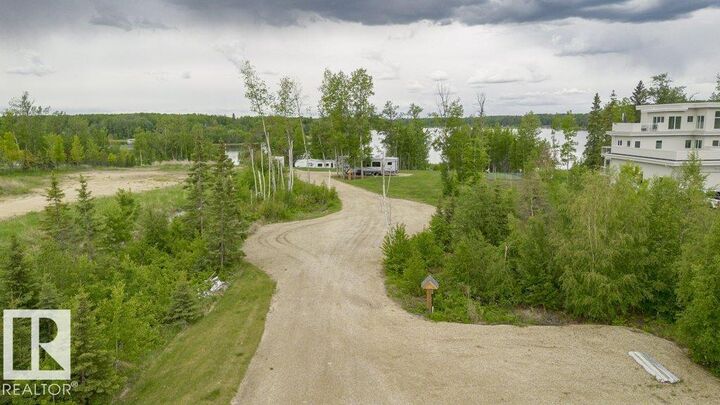 Property Photo:  2307 Twp Road 522 108  AB T7Y 3L7 
