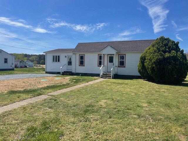 Property Photo:  29284 Hopeland Rd  VA 23308 