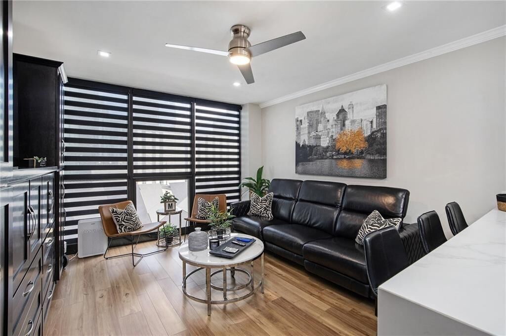 Property Photo:  1280 W Peachtree Street NW 1402  GA 30309 