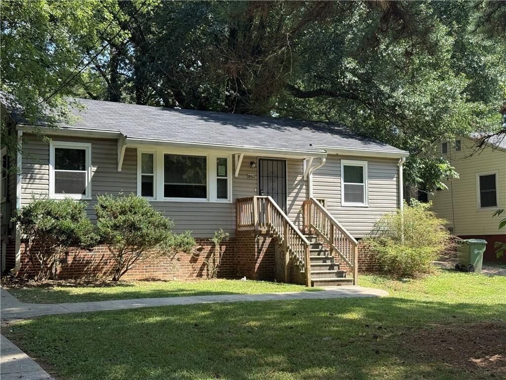 Property Photo: 1228 Elizabeth Avenue SW GA 30310