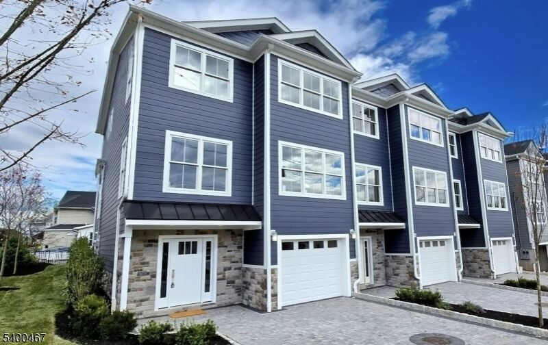 Property Photo:  192 Canterbury Ave  NJ 07031 