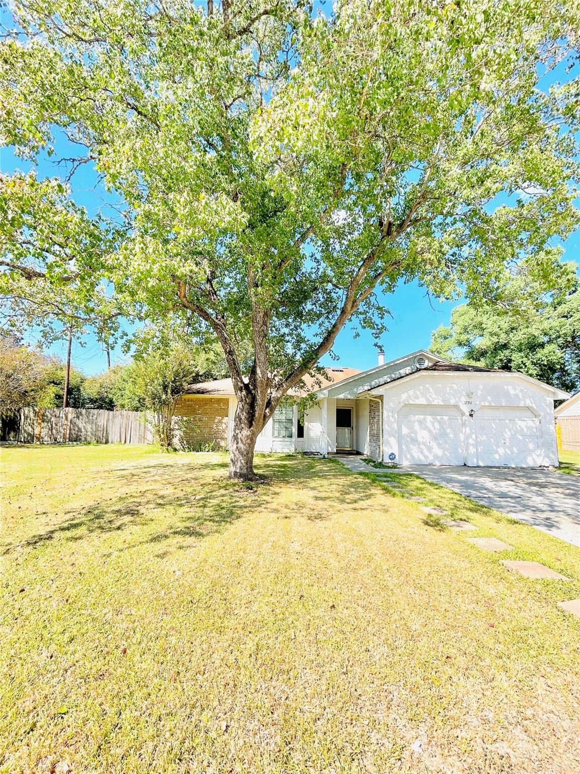 Property Photo:  1754 Jo Ann Lane  TX 77498 