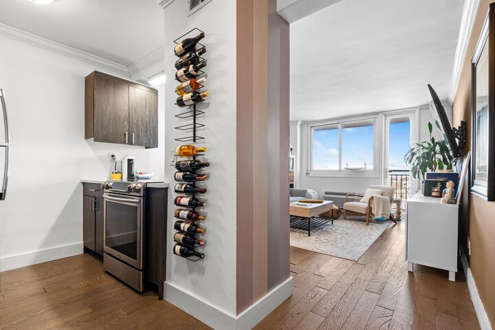 Property Photo: 100 Manhattan Ave 1701 NJ 07087