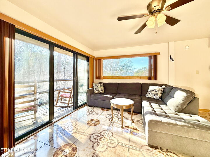 Property Photo: 1081 Cove Rd 914 TN 37876
