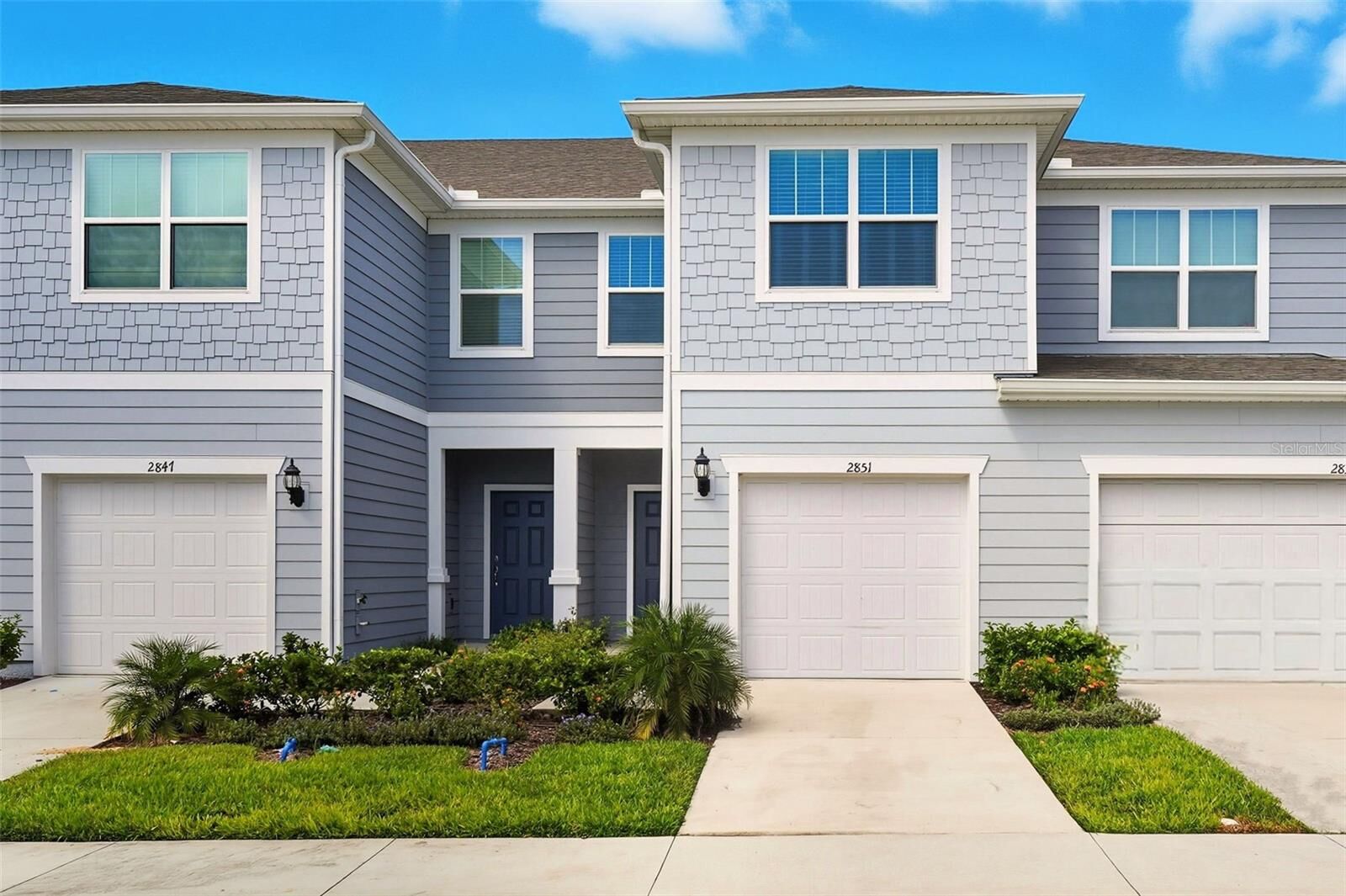 Property Photo:  2851 Stunning Avenue  FL 33896 