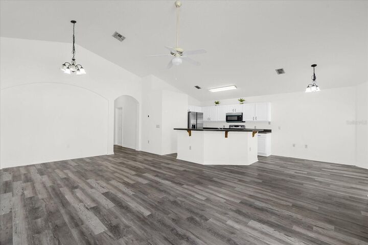 Property Photo:  726 Kildrummy Drive  FL 33896 