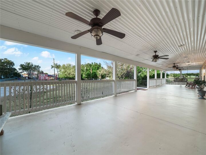 Property Photo:  124 Pangola Drive  FL 33880 