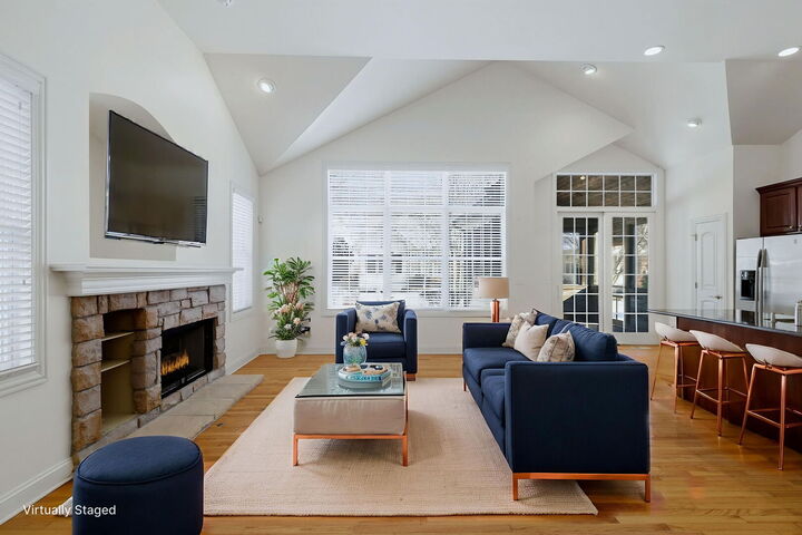 Property Photo: 1285 Stonebriar Court IL 60540