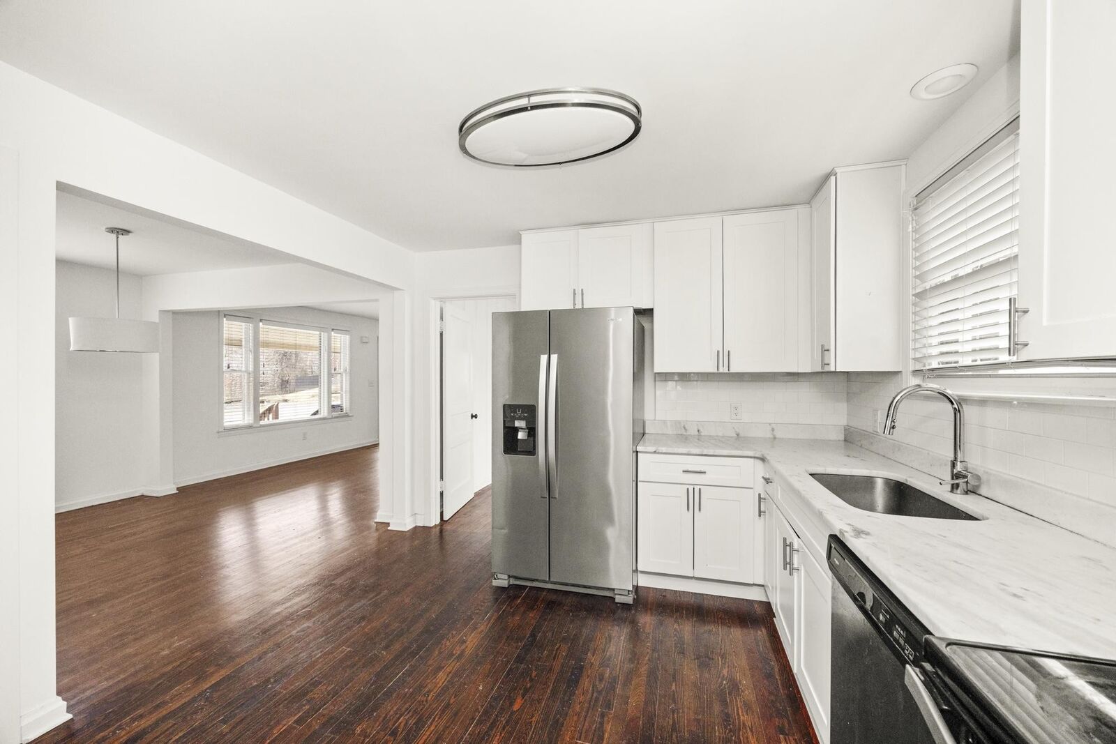 Property Photo:  919 Crescent Hill Rd  TN 37206 