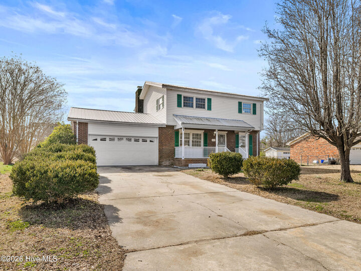 Property Photo:  422 Thomas Drive  NC 28546 
