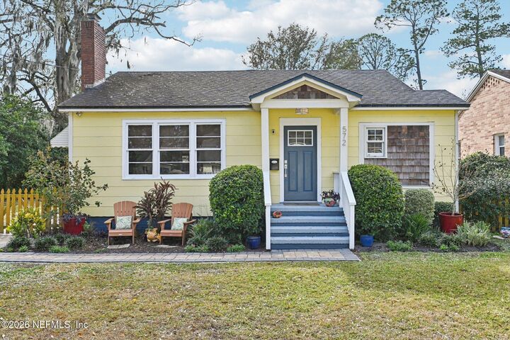 Property Photo:  572 Meteor Street  FL 32205 