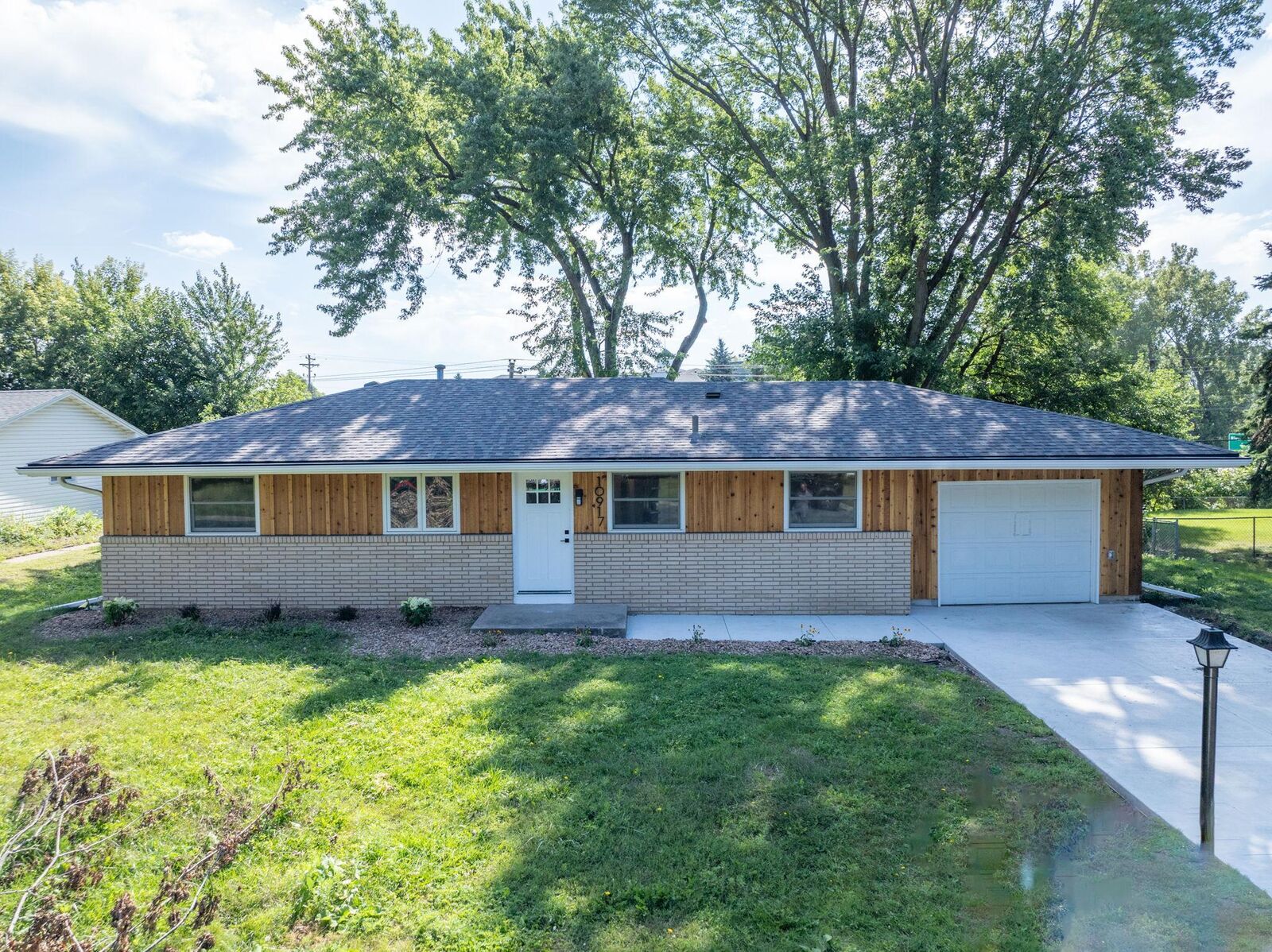 Property Photo:  10917 Southview Drive  MN 55337 