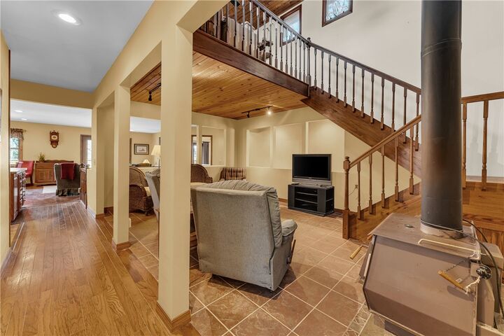 Property Photo: 11836 White Oak Drive AR 72732