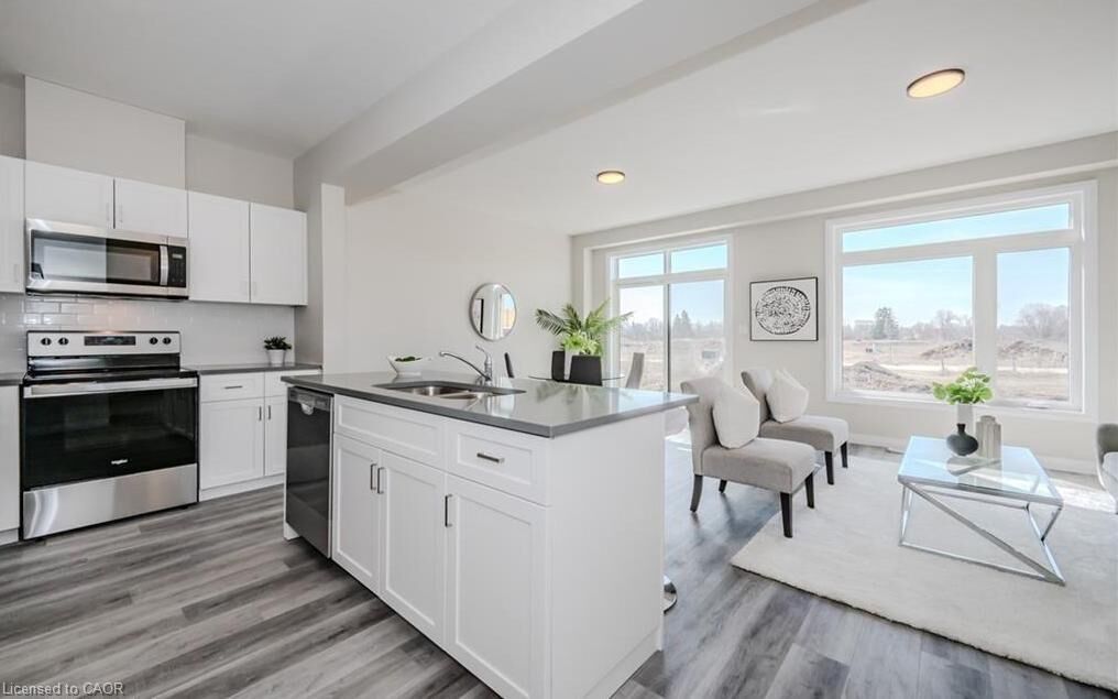 Property Photo:  73 Ayr Meadows Crescent  ON N0B 1E0 