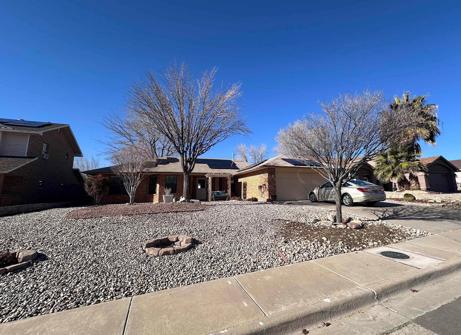 Property Photo: 2435 Cherry Hills Dr NM 88310
