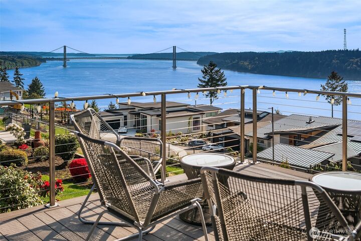 Property Photo:  6614 N 49th Street  WA 98407 