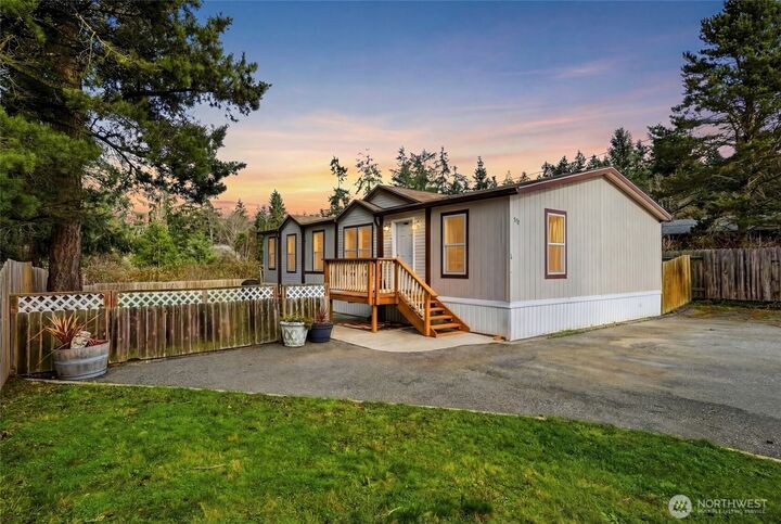 Property Photo:  570  Ocean View Drive  WA 98277 