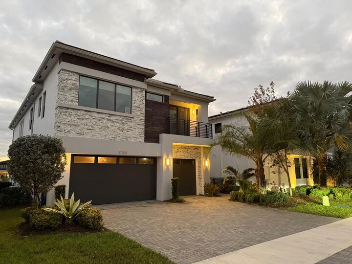 Property Photo:  17302 Rainstream Road  FL 33496 