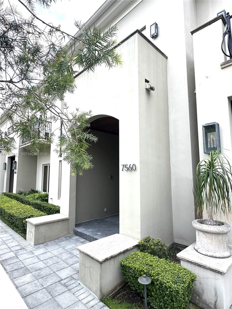 Property Photo:  7560 SW 56th Ct  FL 33143 