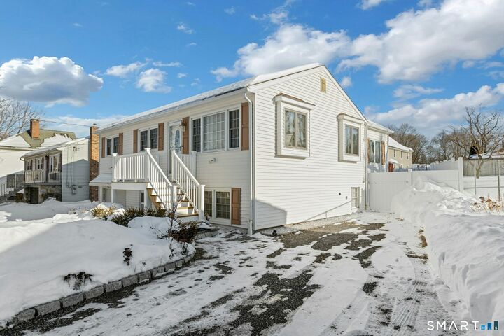 Property Photo:  3 Balash Lane  CT 06810 