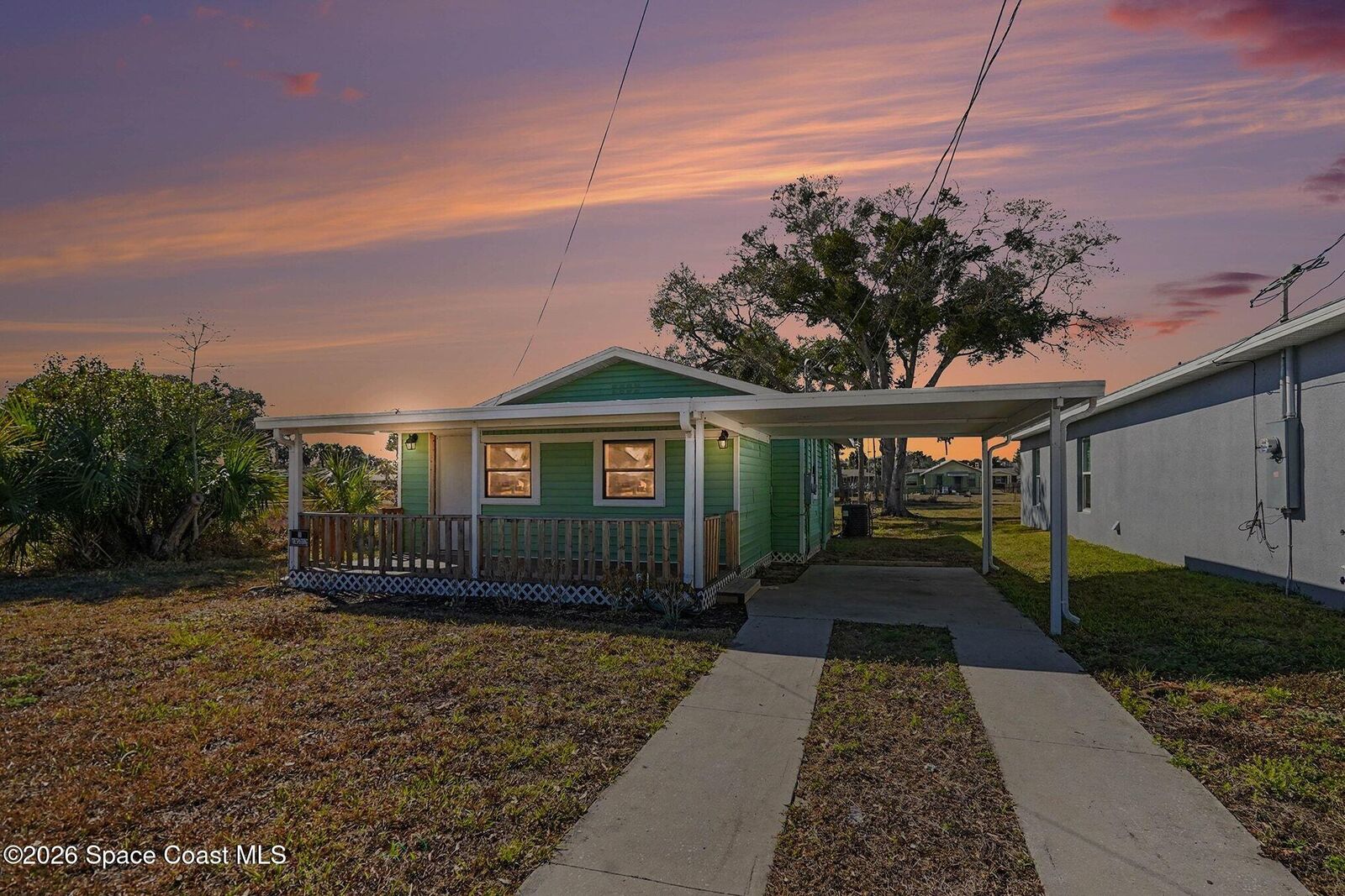 Property Photo: 515 S Wilson Avenue FL 32922