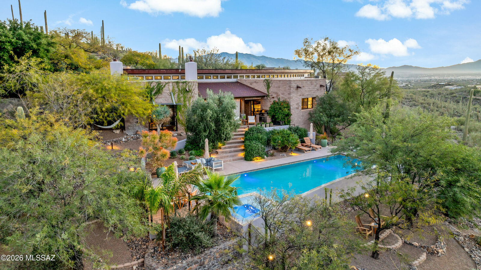 Property Photo:  5500 W Chaos Canyon Lane  AZ 85745 