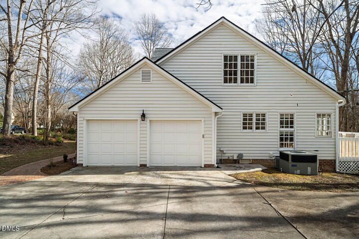 Property Photo: 102 Blackford Court NC 27712