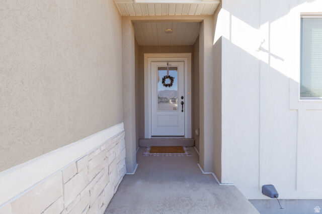 Property Photo: 1245 N Clemente Way UT 84074