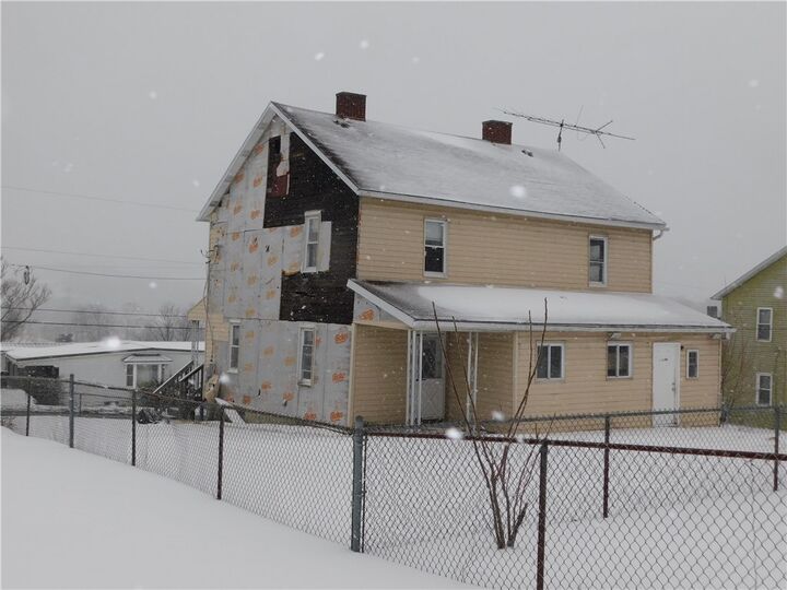 Property Photo: 224 Main Street PA 15472