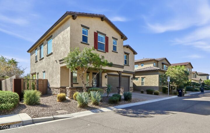 Property Photo:  227 E Beatryce Street  AZ 85288 
