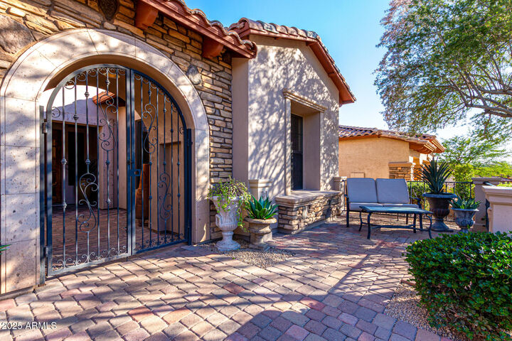 Property Photo:  7939 E Stonecliff Circle  AZ 85207 
