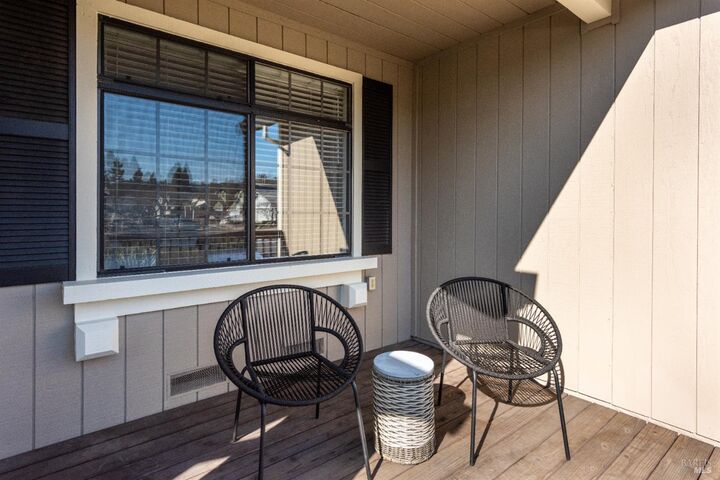 Property Photo:  5537 Corbett Circle  CA 95403 