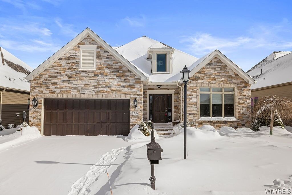 Property Photo:  59 Beckford Court  NY 14221 