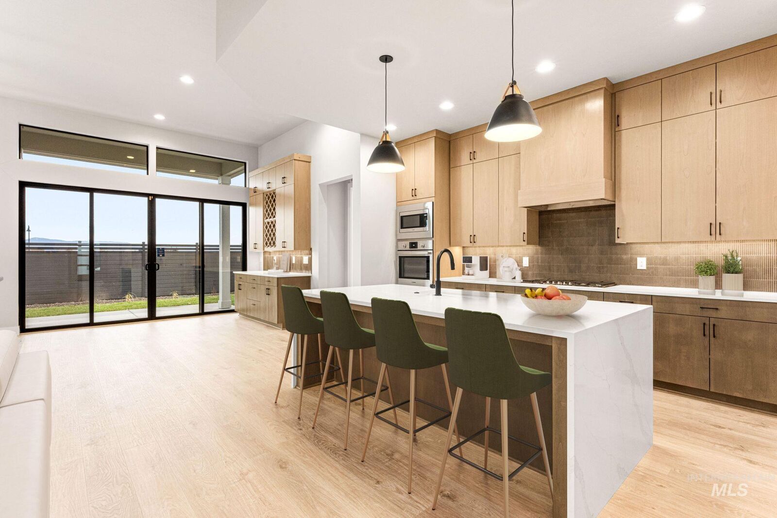 Property Photo:  6684 N Wonder Ave Molalla Bonus  ID 83646 