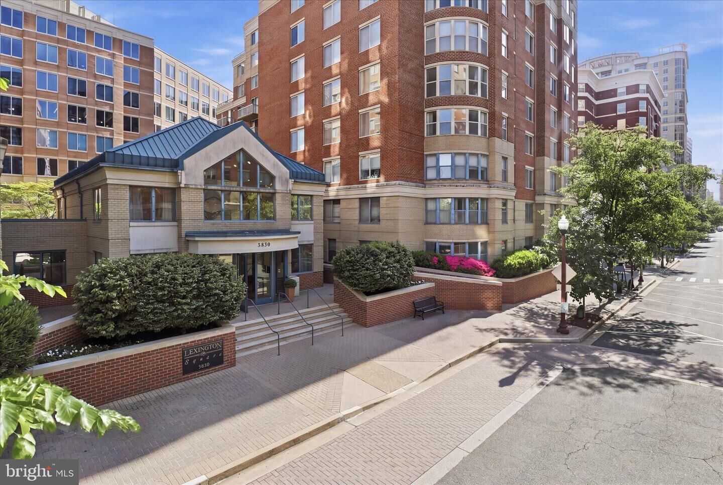 Property Photo:  3830 9th Street N 504W  VA 22203 