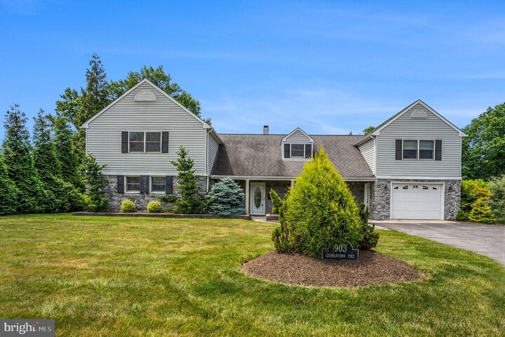 Property Photo:  903 Germantown Pike  PA 19462 