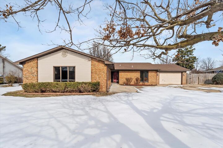 Property Photo:  208 Ada Drive  AR 72472 