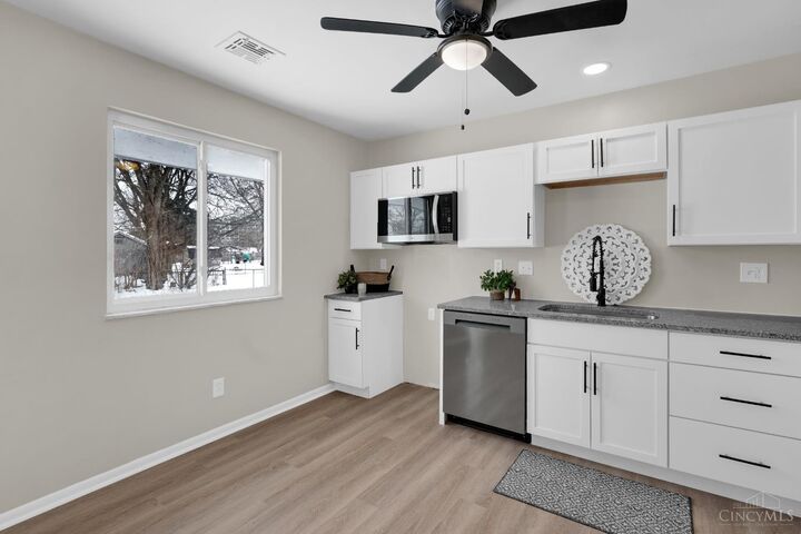 Property Photo:  290 Nelson Lane  OH 45246 