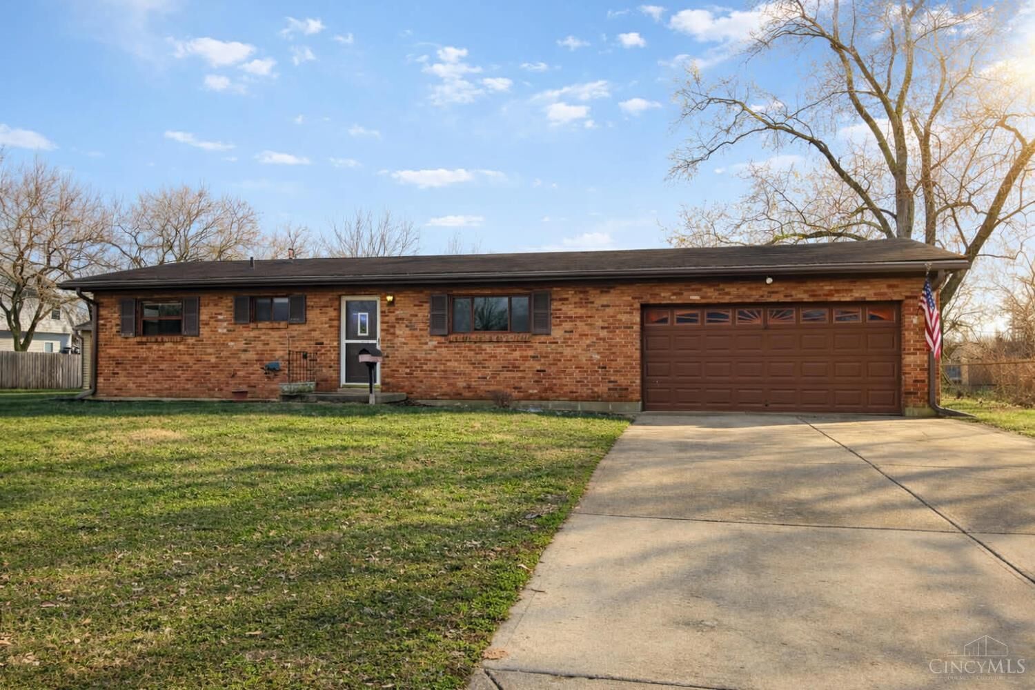 Property Photo:  417 Kerry Street  OH 45067 