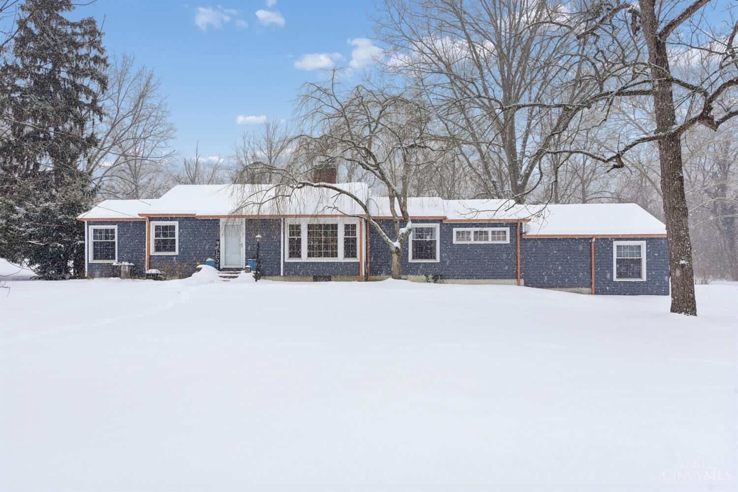 Property Photo:  335 Albion Avenue  OH 45246 