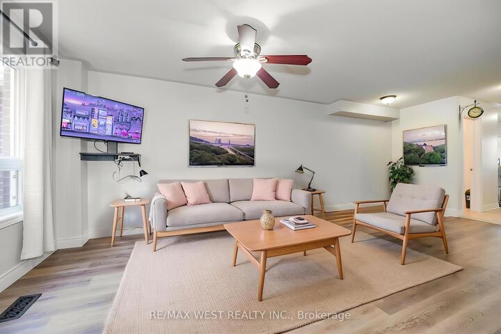 Property Photo:  715 Grandview Street North 36  ON L1K 0N2 