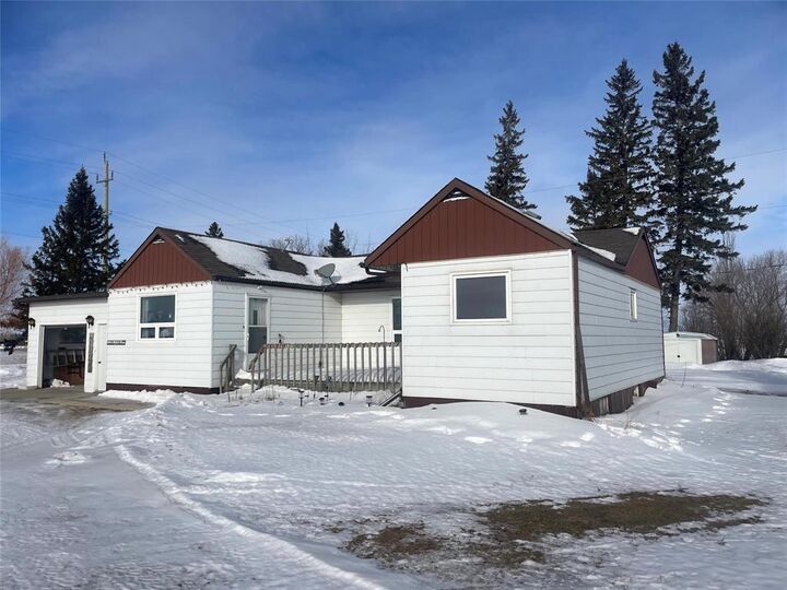 Property Photo:  134173 Pth 16 Highway  MB R0J 1Z0 