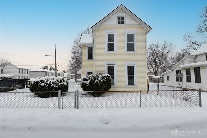 Property Photo:  1654 Catawba Avenue  OH 45503 